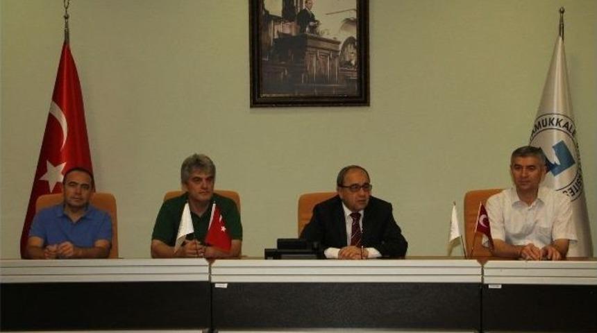 Pa&uuml; &Ccedil;alışanları Bayramlaıştı