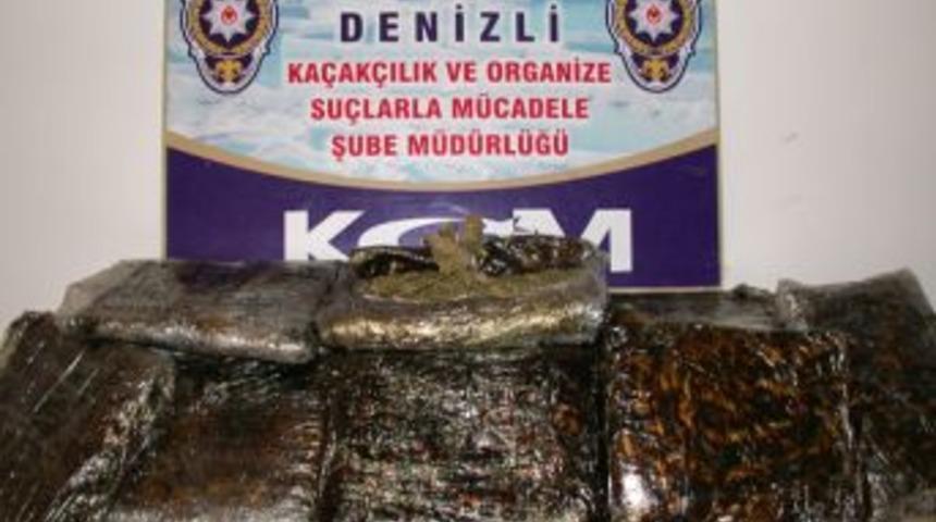 Denizli'de 20 Kg. Esrar Ele Ge&ccedil;irildi