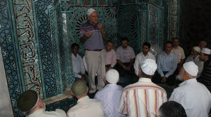 Hafızlar &Ouml;d&uuml;llendirildi