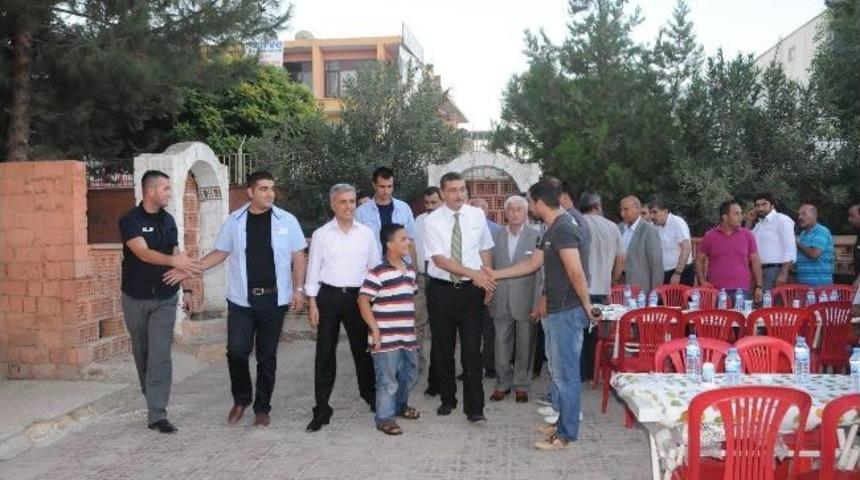 Vali G&uuml;ven&ccedil;, Suru&ccedil;&rsquo;ta Vatandaşlarla İftarda Biraraya Geldi