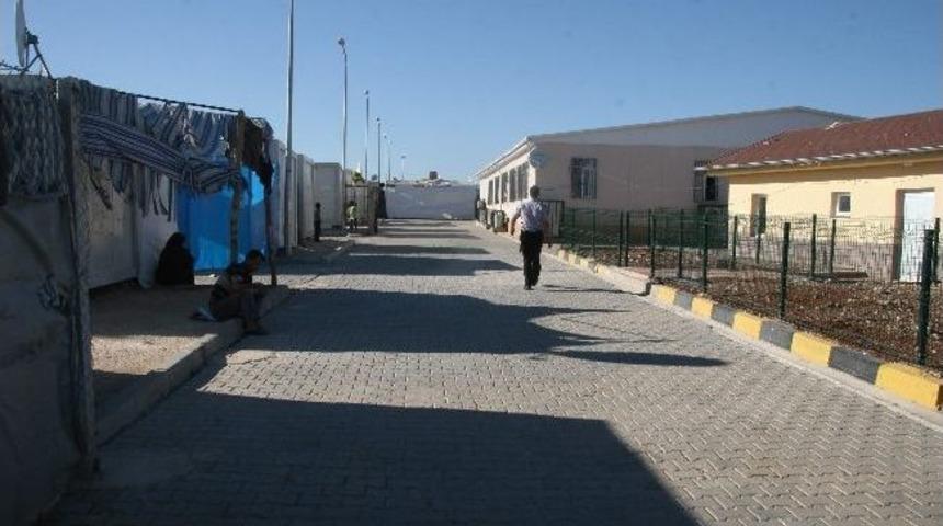 200 Bin 645 Suriyeli Sığınmacı Kamplarda Bayrama Giriyor