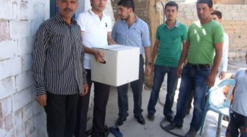 AK Parti İl&ccedil;e Başkanlığı, Silopi&rsquo;de Fakirlere Gıda Yardımı Yaptı