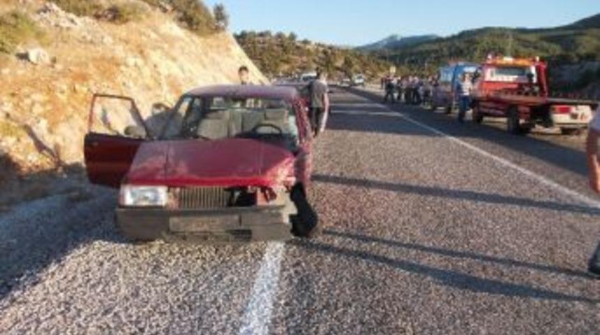 Beyşehir&rsquo;de Trafik Kazası: 8 Yaralı