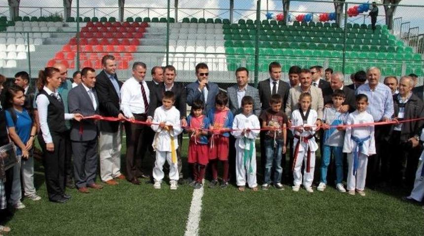 Bakan Kılı&ccedil;, Suni &Ccedil;im Saha A&ccedil;ılışı Yaptı