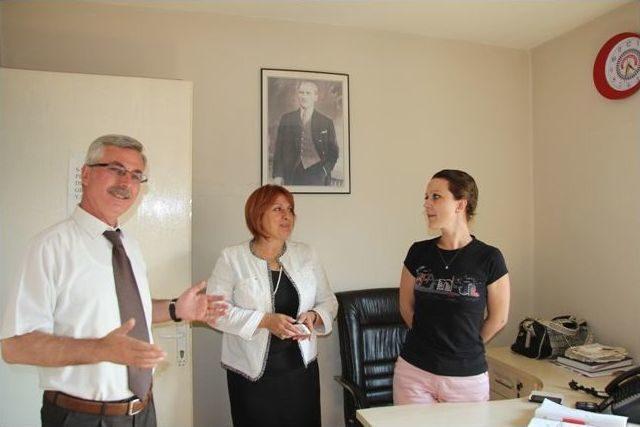 Başkan &Ccedil;ağlayan Personeli İle Bayramlaştı 2