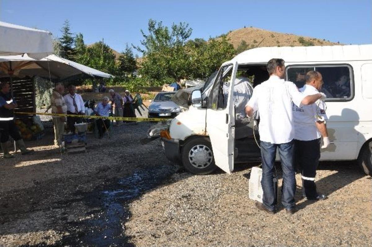 Kırıkkale'de Trafik Kazaları: 1 &Ouml;l&uuml;, 8 Yaralı