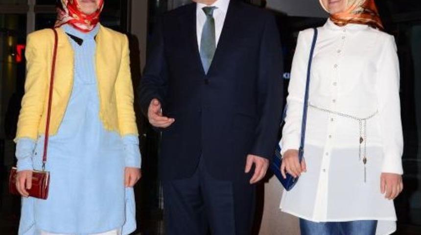 Davutoğlu, Boğazi&ccedil;i &Uuml;niversitesi&rsquo;ni Kazanan Ikizleri Kutladı