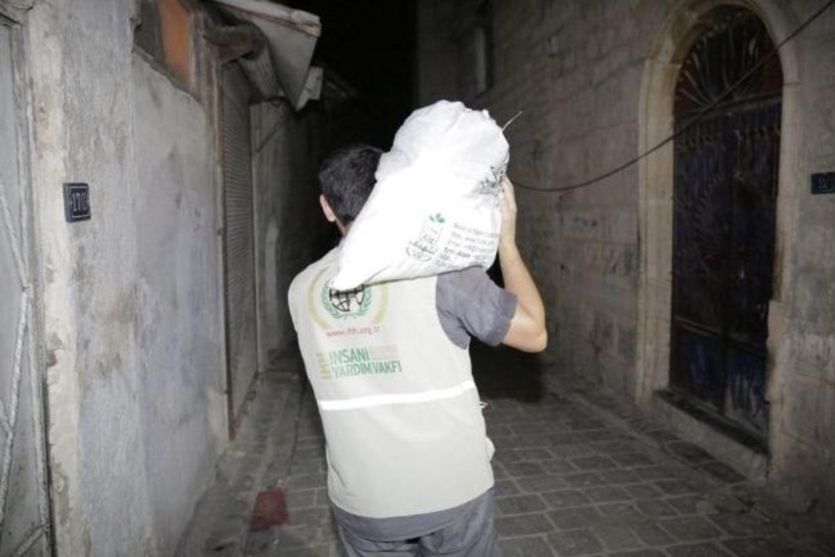 Halep'te Gece Karanlığında Yardım