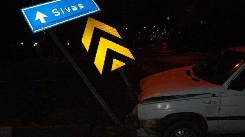 Tokat&rsquo;ta Trafik Kazası: 3 Yaralı