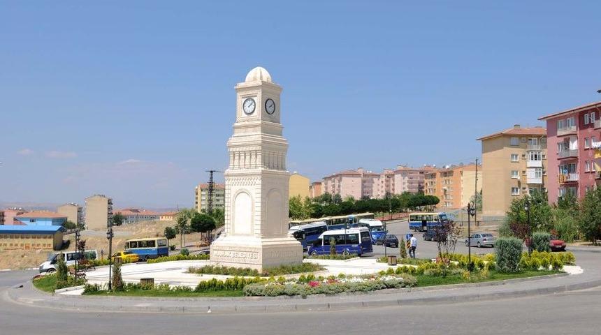 Mamak'a Mardin Midyat Taşı'ndan Saat Kulesi