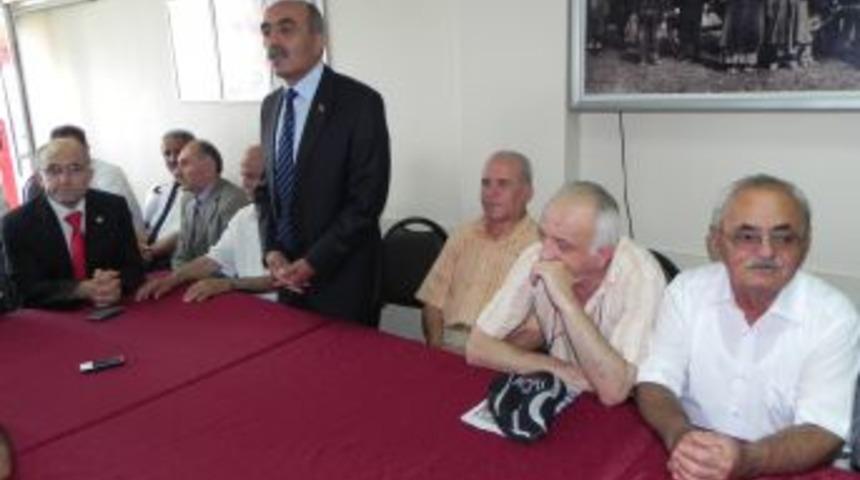 Ereğli&rsquo;de Vatandaşlar Ve Protokol Bayramlaştı