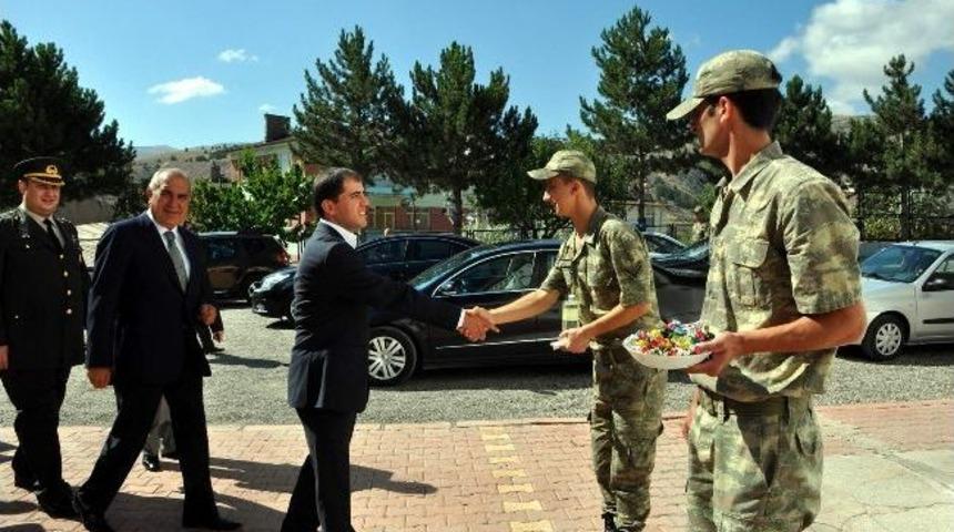 Suşehri&rsquo;nde Bayramlaşma Programı D&uuml;zenlendi