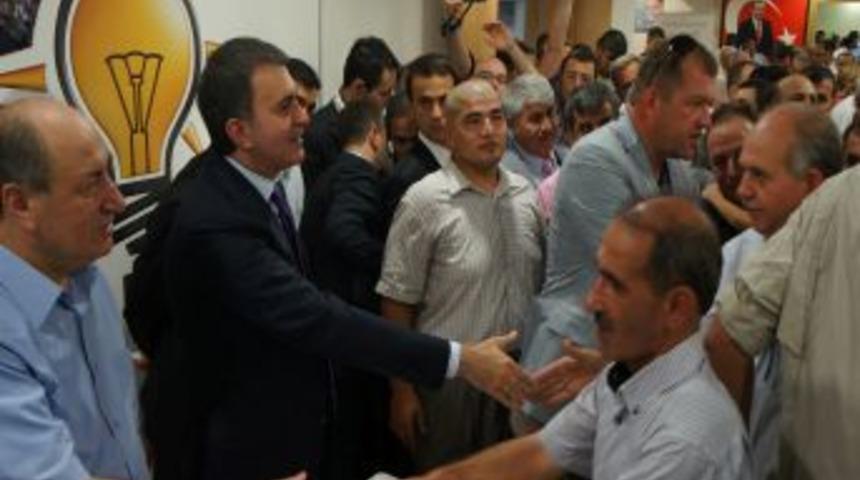 Bakan &Ccedil;elik, Partililerle Bayramlaştı