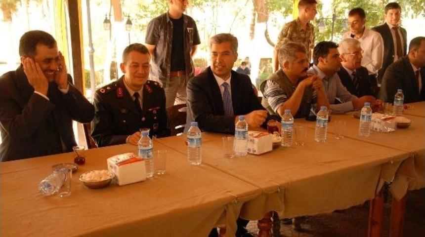 Siverek'te Bayramlaşma T&ouml;reni