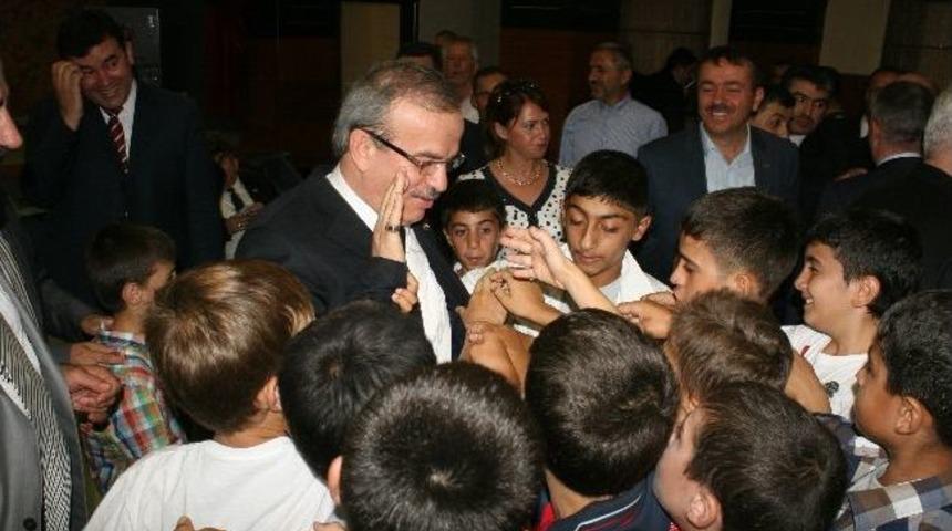 D&uuml;zce Tso Başkanı &Ccedil;akır &Ccedil;ocukları Sevindirdi