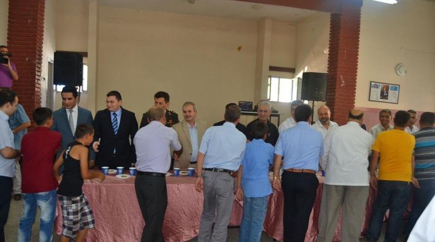 Kozan&rsquo;da Coşkulu Bayramlaşma