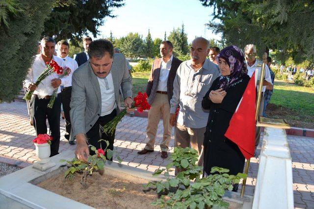 Başkan Ahmet Çakır, Şehitler Için Dua Etti