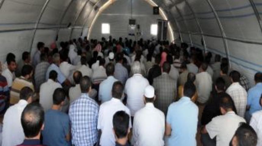 Kaymakam Bing&ouml;l, Suriyeli Sığınmacıların Bayram Coşkusuna Ortak Oldu