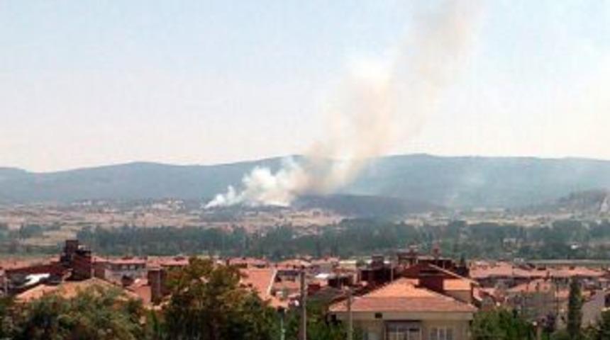 K&uuml;tahya'da 10 Hektar K&uuml;l Oldu