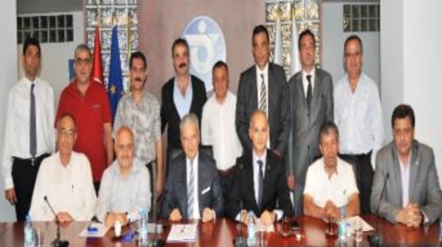 İzto Başkanı Demirtaş&rsquo;tan İzmir &Ccedil;arşıları Yorumu
