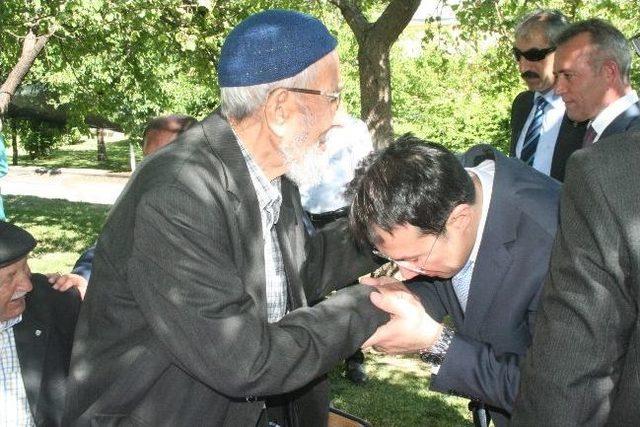 Vali Akdemir’den Bayram Ziyaretleri 1