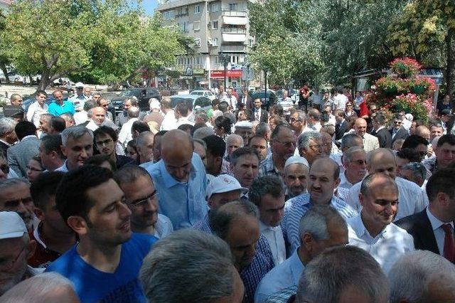 Tekirdağ’da Bayramlaşmaya Yoğun İlgi