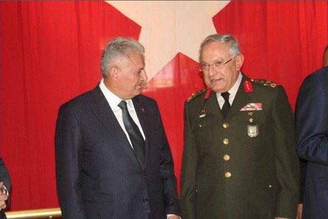 Orgeneral Turmuş’tan Bayram Vedası