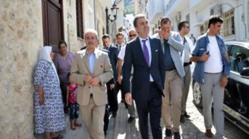 Bakan &Ccedil;elik: &Ccedil;eteler Milletimizin G&uuml;c&uuml;yle Yok Edildi