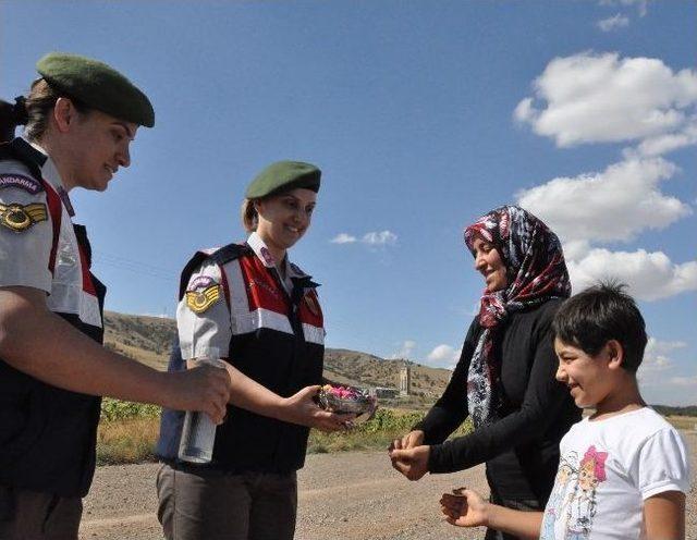 Jandarmadan Şeker Gibi Uygulama