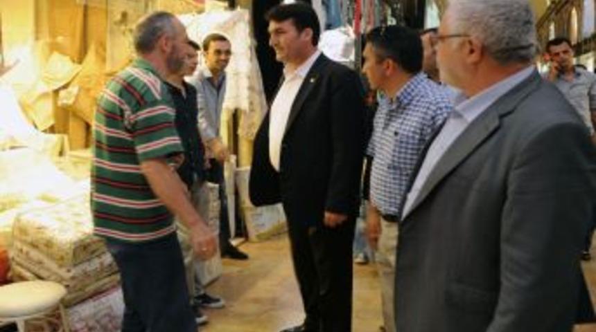 &Ccedil;arşı Esnafının Y&uuml;z&uuml; G&uuml;l&uuml;yor