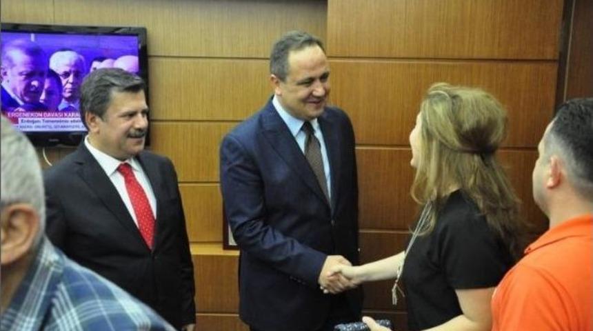 Giresun Belediyesi Bayram İkramı Stantı A&ccedil;tı