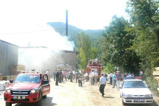 Ulus'ta Kereste Fabrikasında Yangın