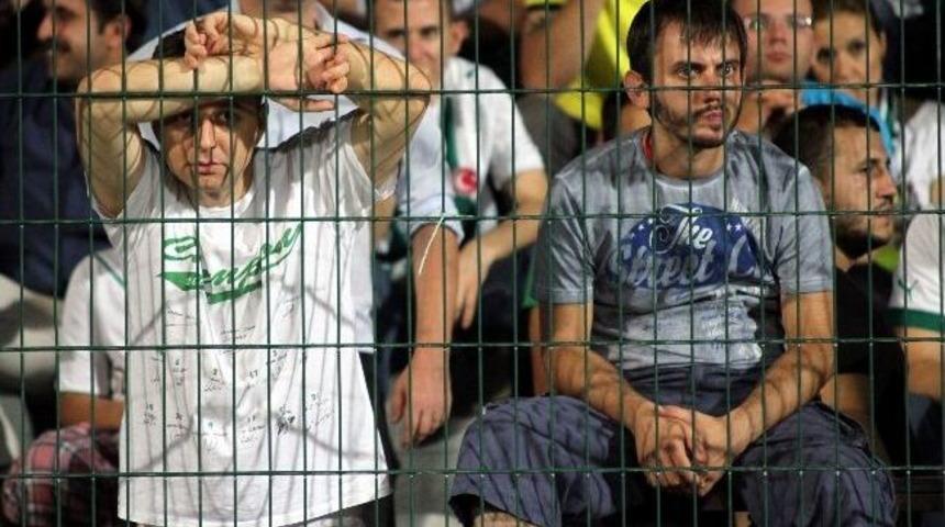 Bursaspor&rsquo;un Avrupa&rsquo;da Y&uuml;z&uuml; G&uuml;lm&uuml;yor