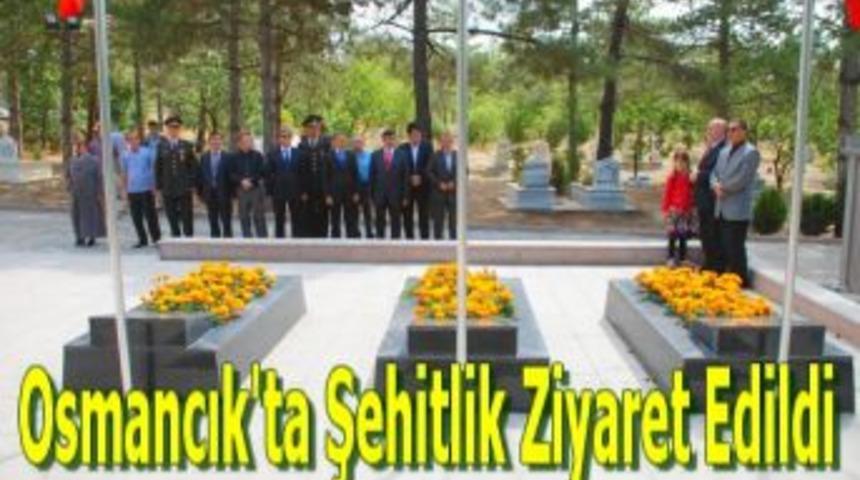 Osmancık'ta Şehitlik Ziyaret Edildi