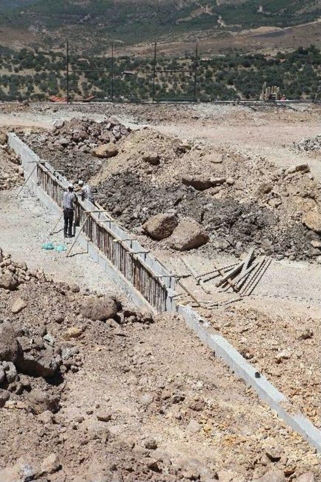 Bayraklı Belediyesi nden Doğan&ccedil;ay a Spor Tesisi 2