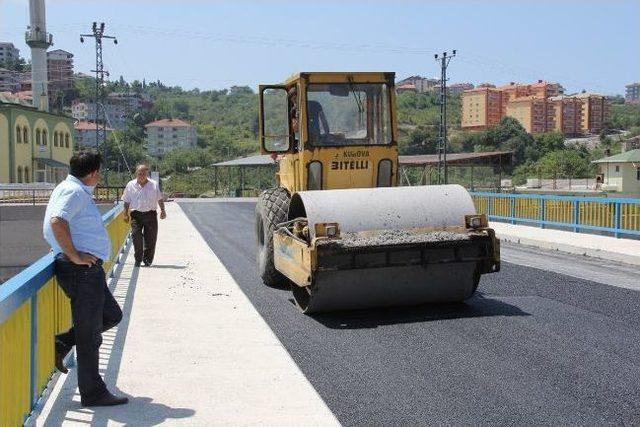 Alaplı Fatih K&ouml;pr&uuml;s&uuml;nde Asfalt &Ccedil;alışması 1