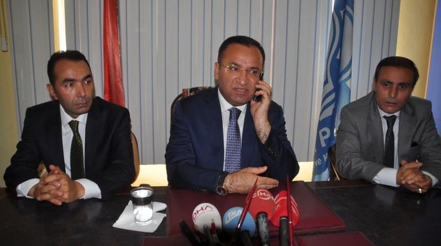 Bozdağ: T&uuml;rkiye Ilk Defa Cumhurbaşkanını Halk Oylaması Ile Se&ccedil;ecek