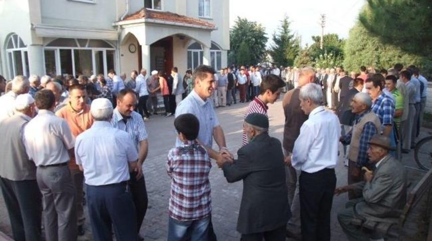 Budaklar'da Y&uuml;z Yıllık Gelenek S&uuml;r&uuml;yor