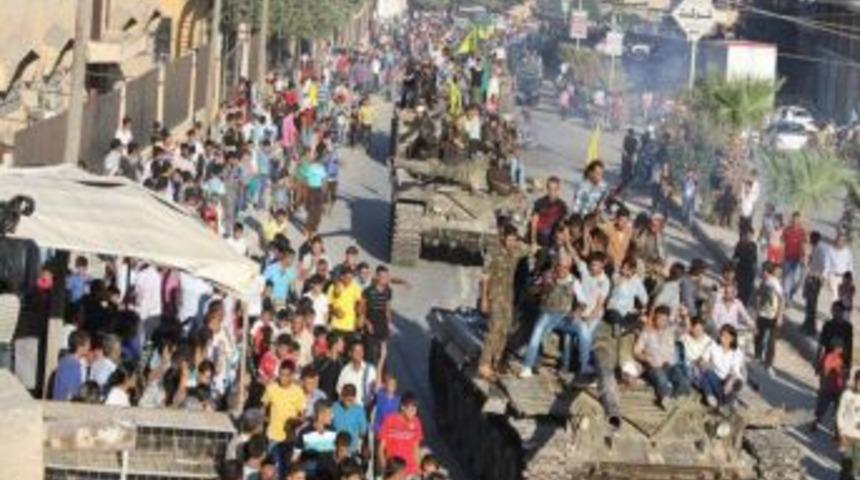PKK/PYD'nin Eline Ge&ccedil;en Esed'in Tankları Afrin'e Ulaştı