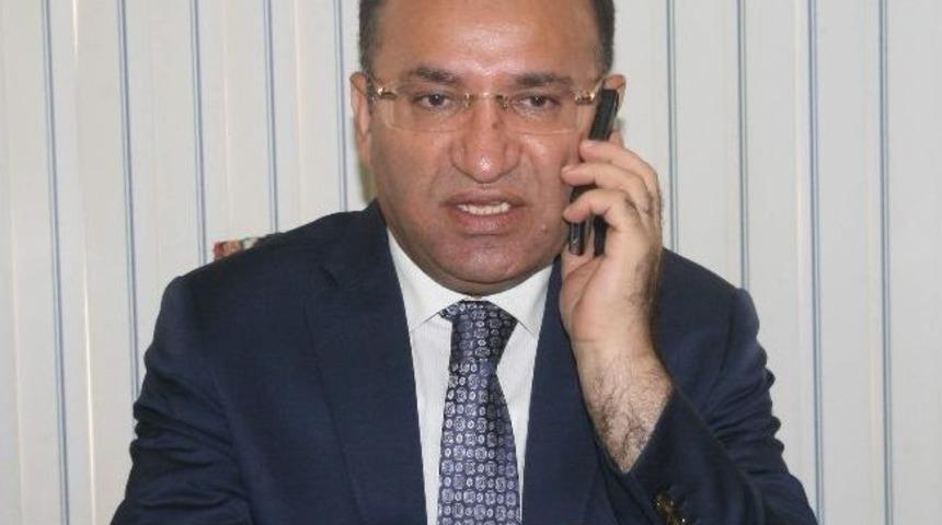 Bozdağ: &ldquo;cumhurbaşkanını Halkın Se&ccedil;mesiyle T&uuml;rkiye Fiilen Yarı Başkanlık Sistemine Ge&ccedil;er&rdquo;
