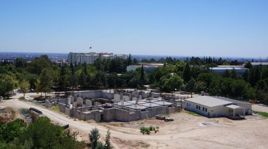 &Ccedil;&Uuml; 57. Alay Şehitleri Camii Inşaatı Parasızlıktan Durdu