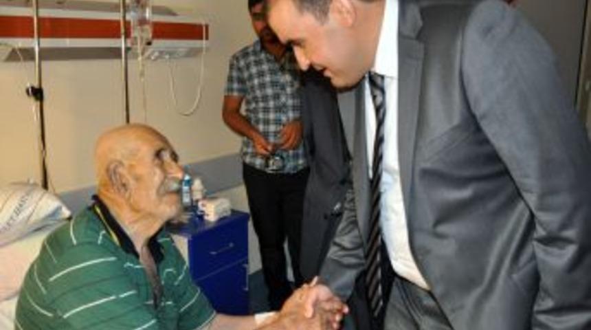 Kaymakam Bing&ouml;l, Hastanede Vatandaşlarla Bayramlaştı