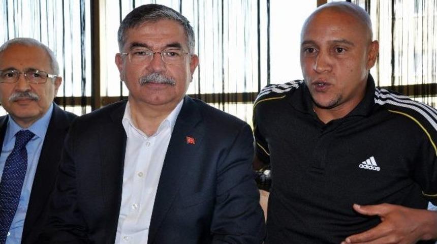 Milli Savunma Bakanı İsmet Yılmaz, Sivasspor&rsquo;u Ziyaret Etti