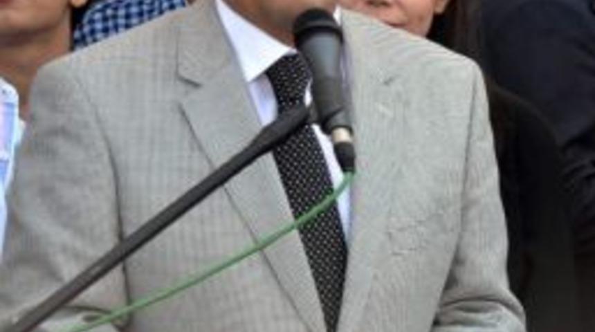 Kayseri B&uuml;y&uuml;kşehir Belediye Başkanı Mehmet &Ouml;zhaseki: