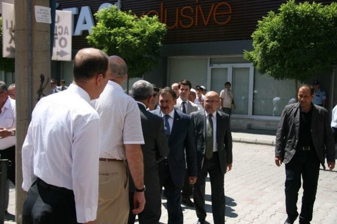 Orman Ve Su İşleri Bakanı Prof. Dr. Veysel Eroğlu Afyonkarahisar'da (1)