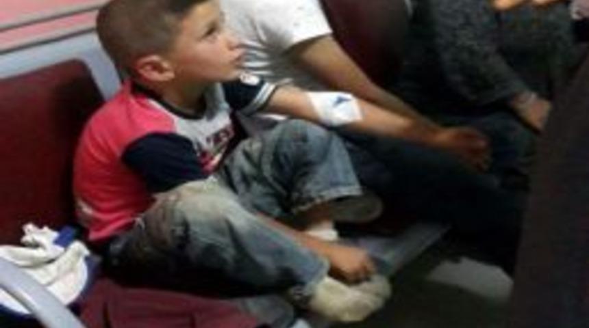 Suşehri&rsquo;nde Trafik Kazası: 3 Yaralı