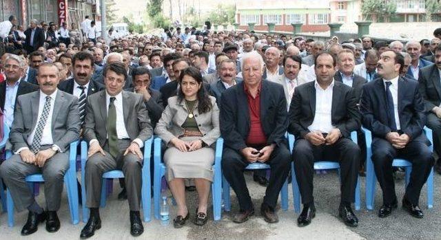 Ak Parti Bayramlaşma Törenine Yoğun İlgi