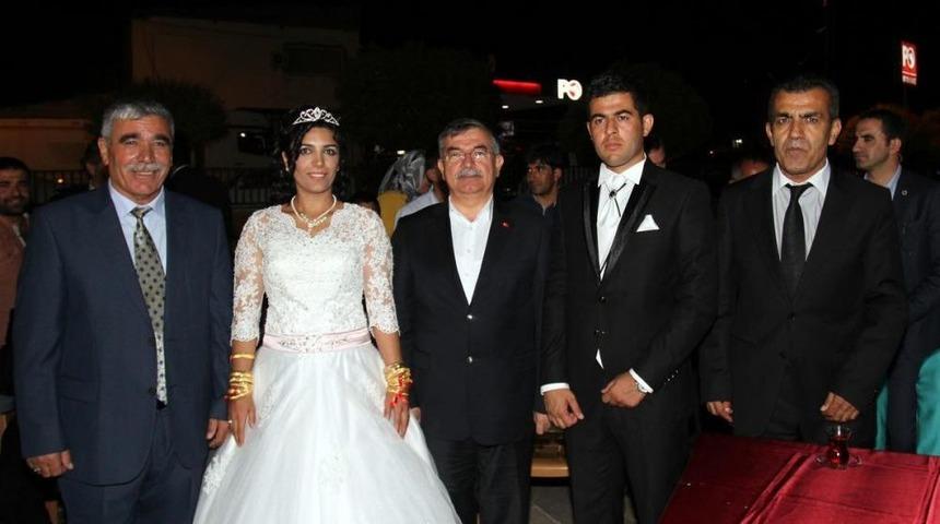 Milli Savunma Bakanı Yılmaz, Baba Ocağında