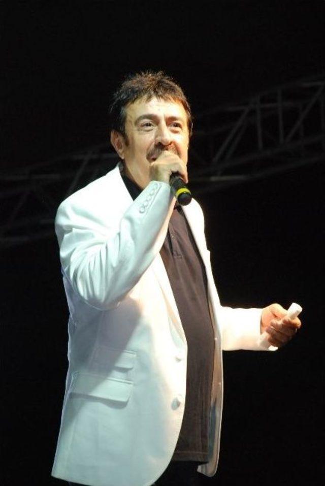 Didim Belediyesi nden Bayram Konserleri 1