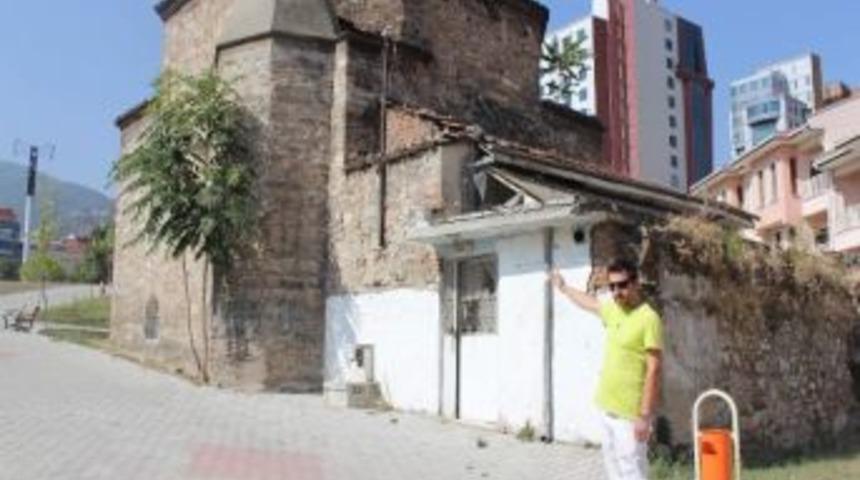 Bursa'da 5 Cami İbadete A&ccedil;ılmak İ&ccedil;in B&uuml;rokratları Bekliyor